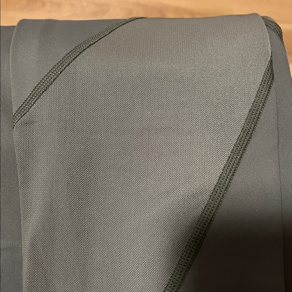 Aerie OFFLINE Gray 7/8 Leggings - Picture 6 of 6